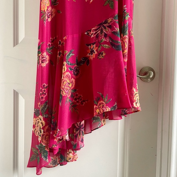 Asymmetrical Hem Ruffled Maxi Dress - Picture 4 of 11
